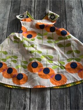 Right bank babies tunic vguc 12m reversible